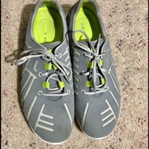 Nice ultra light Rockport shoes size 7.5